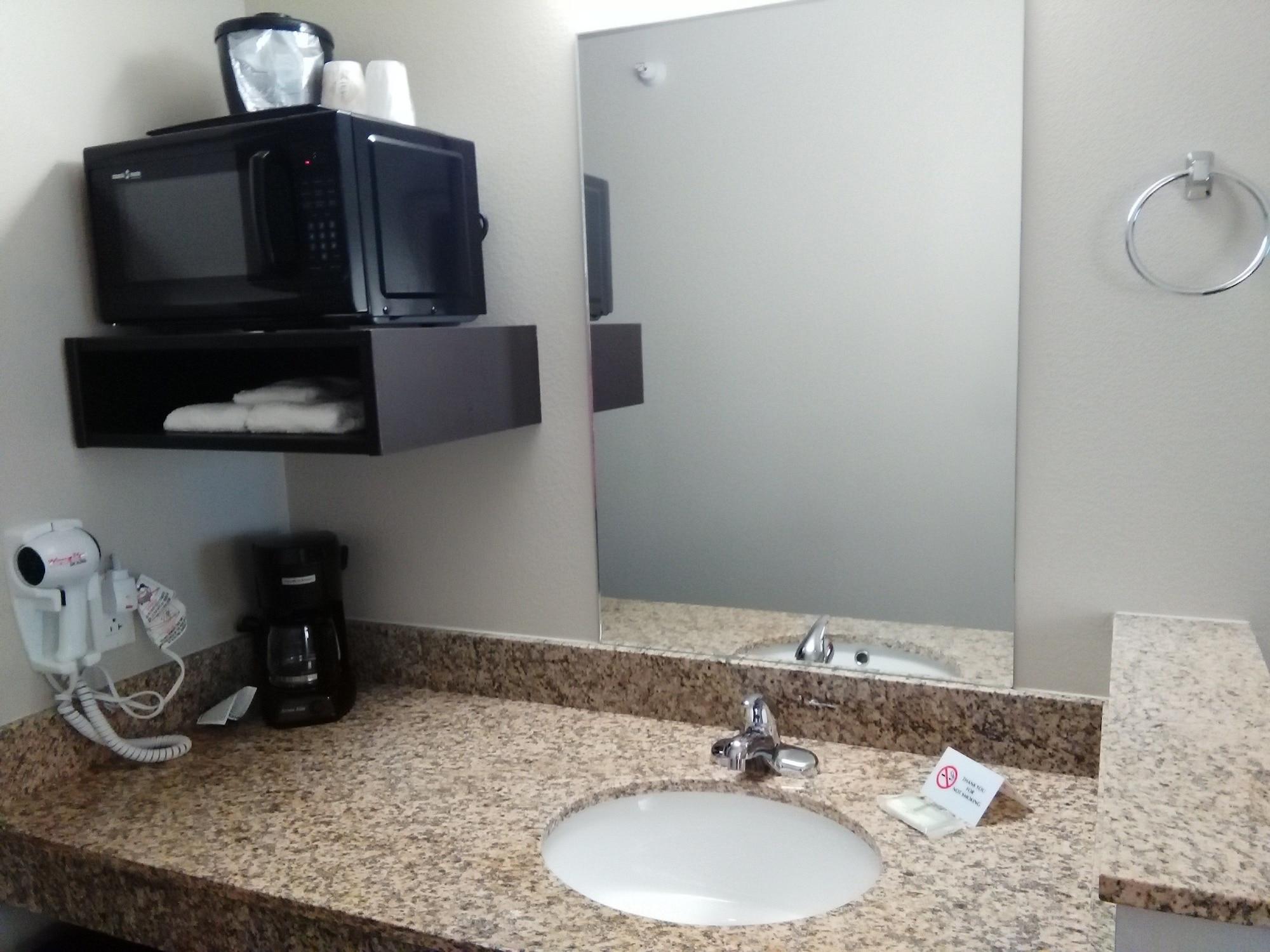 Travelodge By Wyndham Pecos Ngoại thất bức ảnh