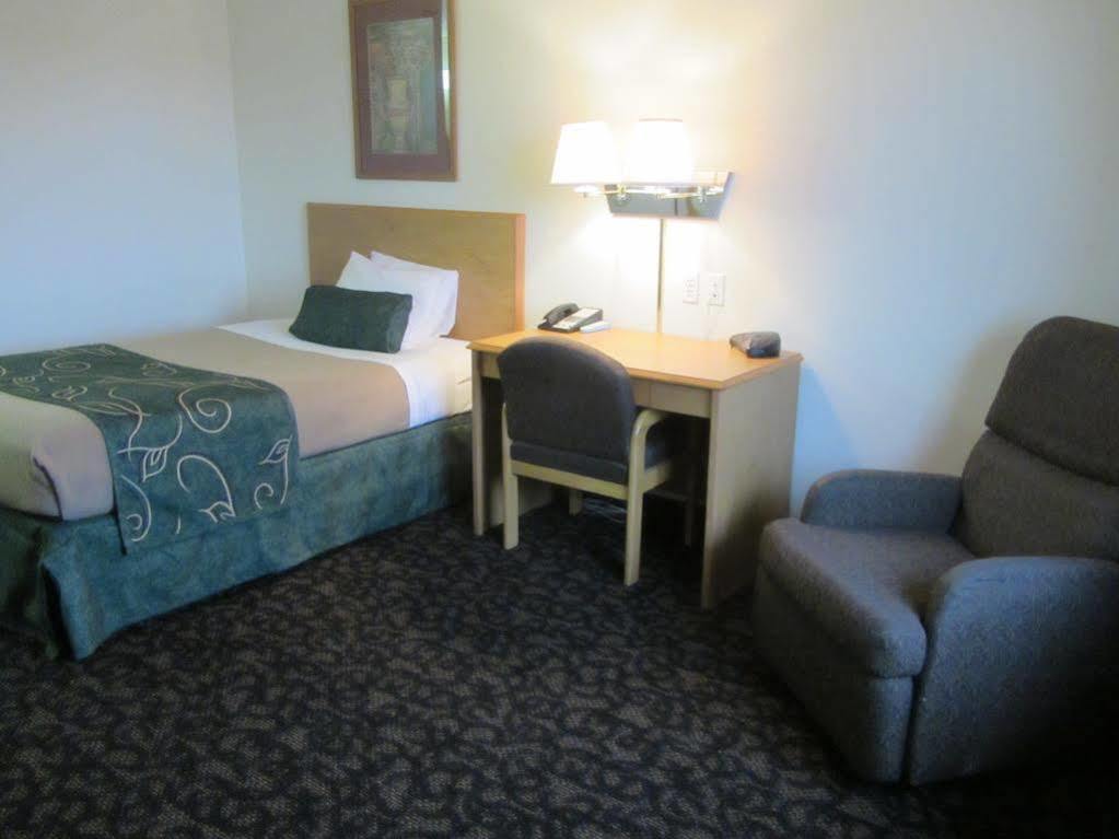 Travelodge By Wyndham Pecos Ngoại thất bức ảnh